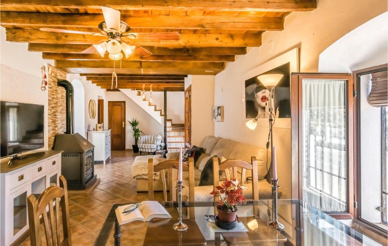 Pet Friendly Home In Hornachuelos With Kitchen Exterior photo